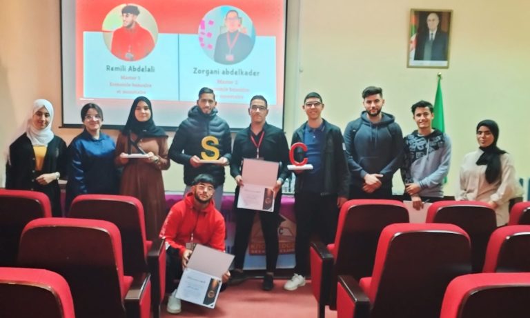 دورة تكوينية لدراسة نموذج العمل التجاري (BMC)  وتحليل (SWOT)