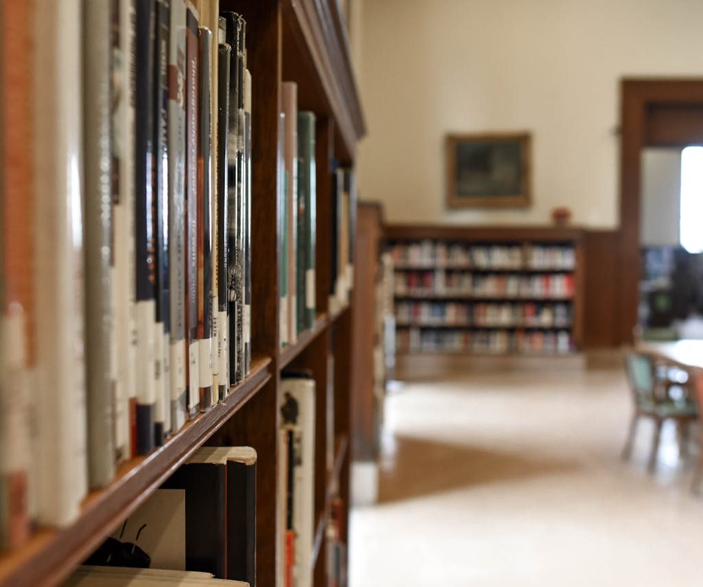 خرجة ميدانية لمكتبة معهد الآداب