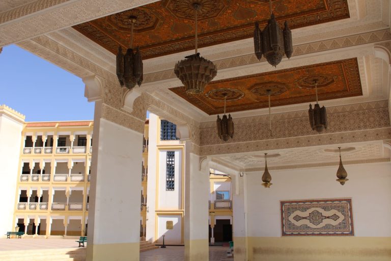 ندوة دكتورالية لفائدة طلبة الدكتوراه شعبة دراسات لغوية