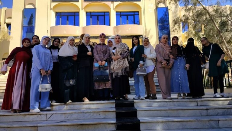 خرجة ميدانية لفائدة طلبة السنة أولى حقوق على مستوى المحكمة الإدارية بتلمسان