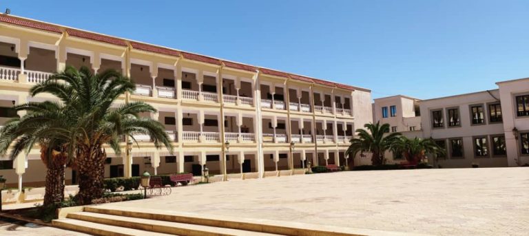 تمديد الآجال المتعلقة بتنظيم الدورة السابعة (7) من أجل الحصول على التأهيل الجامعي