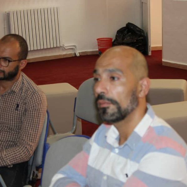 يوم اعلامي لفائدة الاساتذة المؤطرين لمذكرات تخرج مؤسسات اقتصادية5