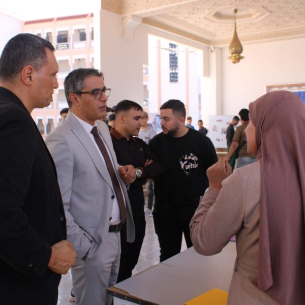 المركز الجامعي مغنية يحتضن فعاليات اليوم المفتوح “بوابة الطالب”2