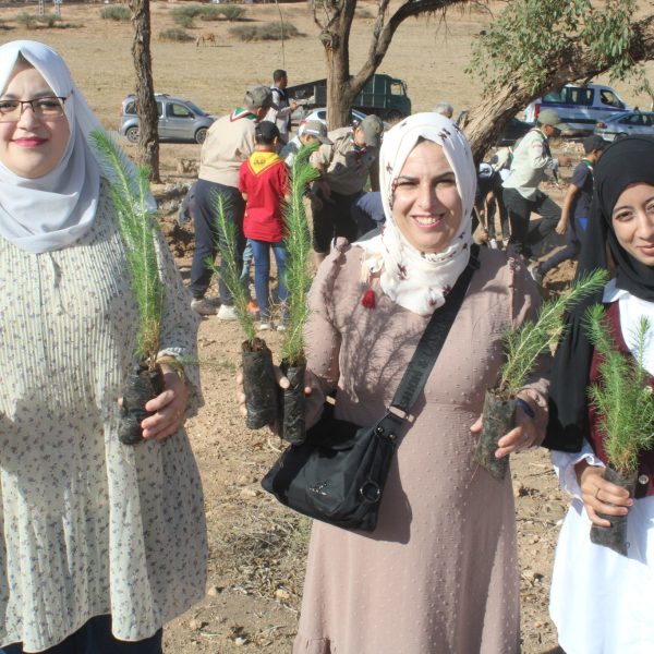 المركز الجامعي مغنية يشارك في مبادرة غرس مليون شجرة دعماً للتنمية البيئية28