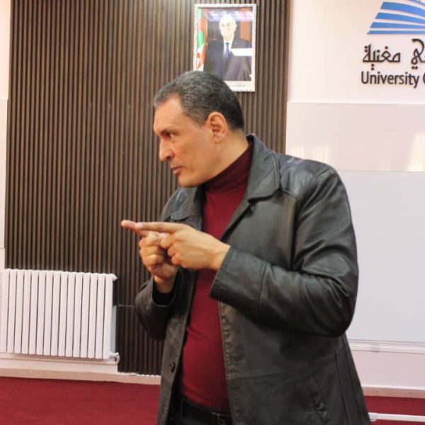 اختتام الدورة التكوينية بحاضنة الأعمال 1