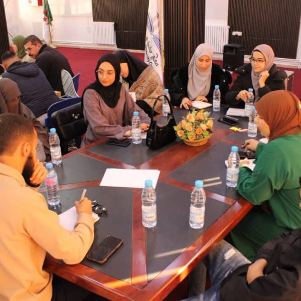 اختتام الدورة التكوينية بحاضنة الأعمال 4