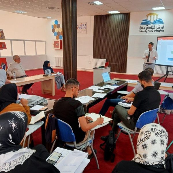 تواصل الدورة التكوينية حول إدارة الجودة3