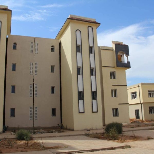 المدير العام للديوان الوطني للخدمات الجامعية في زيارة تفقدية للإقامات الجامعية مغنية10