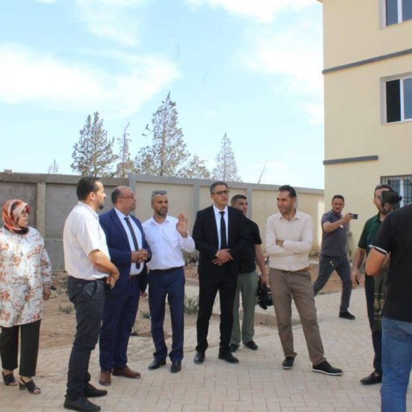 المدير العام للديوان الوطني للخدمات الجامعية في زيارة تفقدية للإقامات الجامعية مغنية12