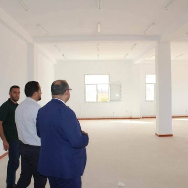 المدير العام للديوان الوطني للخدمات الجامعية في زيارة تفقدية للإقامات الجامعية مغنية15