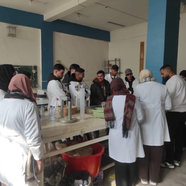 زيارة بيداغوجية لطلبة الهندسة المدنية2