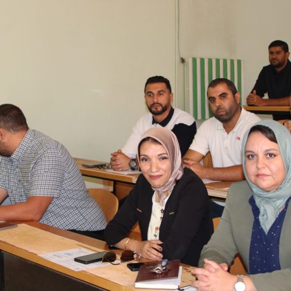 يوم تحسيسي حول مشروع ارساء نظام الجودة بالمركز الجامعي مغنية 6