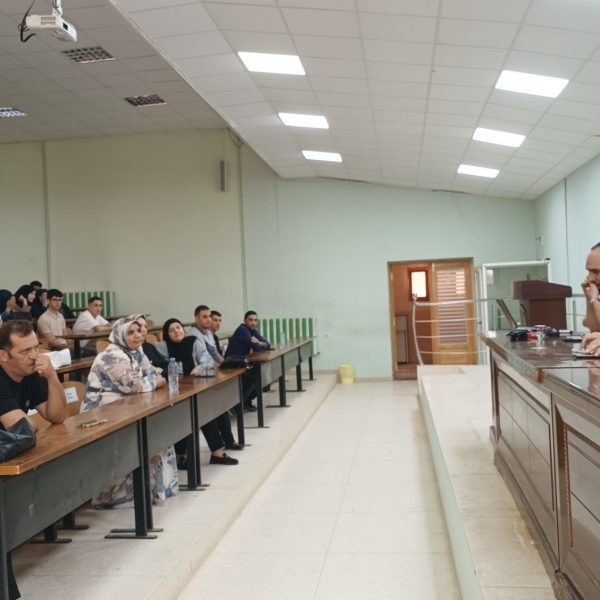 ورشة ترحيبية لطلبة السنة الأولى جذع مشترك علوم وتكنولوجيا2