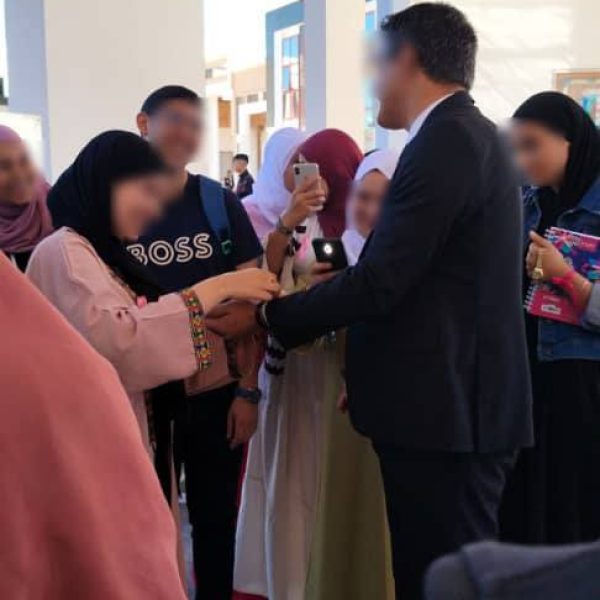 يوم توعوي بالمركز الجامعي مغنية في إطار الشهر الوردي6