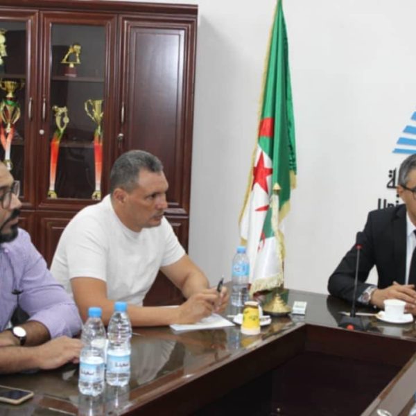 جلسة عمل بالمركز الجامعي مغنية لتعزيز التعاون في دعم المقاولاتية وتنمية المناطق الحدودية4