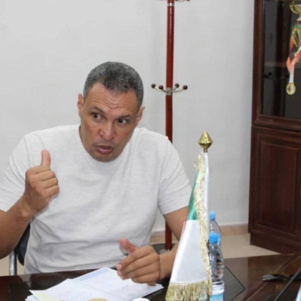 جلسة عمل بالمركز الجامعي مغنية لتعزيز التعاون في دعم المقاولاتية وتنمية المناطق الحدودية6