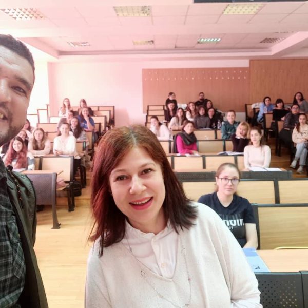 زيارة عمل ناجحة إلى جامعة بيتيشت9