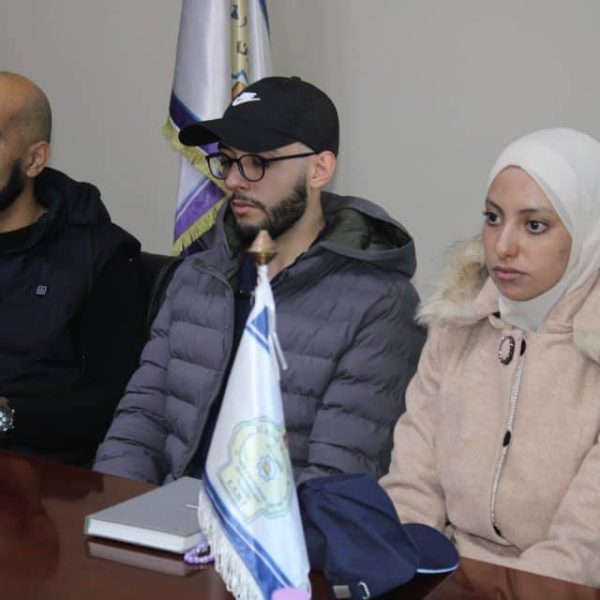 تتويج فريق المركز الجامعي مغنية في الهاكاتون15