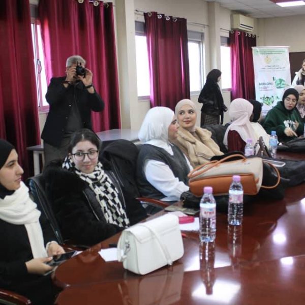 تتويج فريق المركز الجامعي مغنية في الهاكاتون18