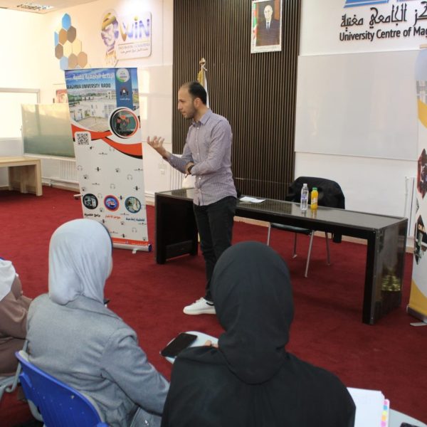 اختتام ناجح لدورة التكوين في التنشيط الإذاعي7