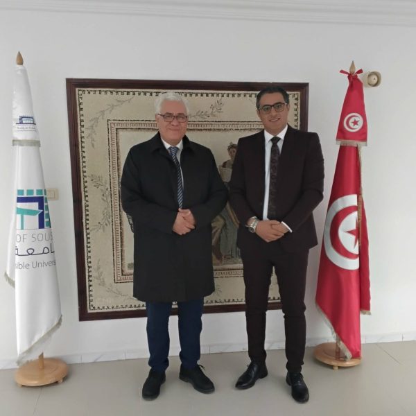 إبرام اتفاقية تعاون وشراكة علمية1