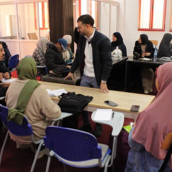 اختتام الدورة التكوينية بحاضنة الأعمال 17