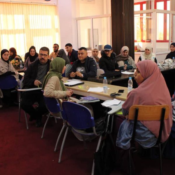 اختتام الدورة التكوينية بحاضنة الأعمال 18