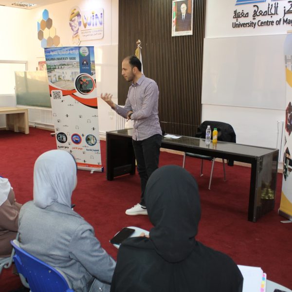 اختتام ناجح لدورة التكوين في التنشيط الإذاعي7