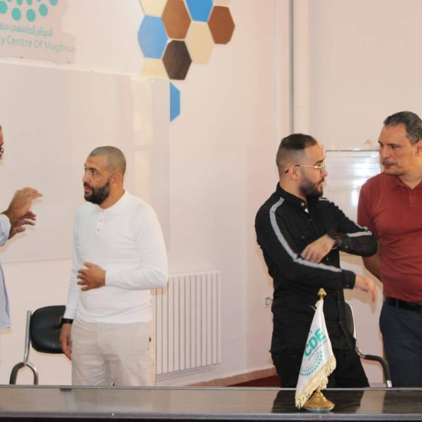 الأبواب المفتوحة للتعريف بمختلف الواجهات الجامعية الداعمة للمشاريع الريادية9