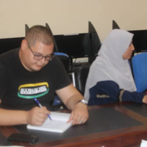 الدورات التكوينية في اللغة الإنجليزية بالمركز الجامعي مغنية لفائدة الأساتذة14