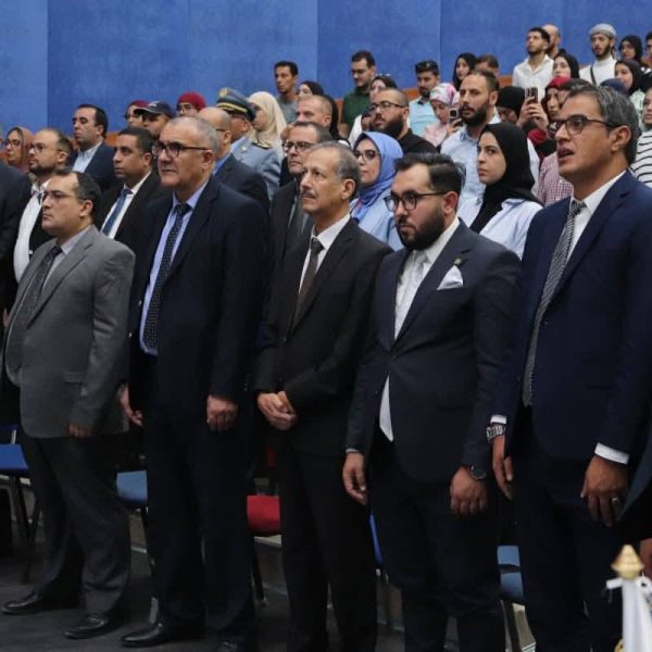 المركز الجامعي مغنية يشارك في الملتقى الاقتصادي حول مرافقة الشباب حاملي المشاريع بتلمسان1