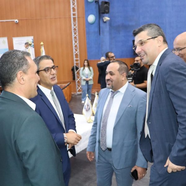 المركز الجامعي مغنية يشارك في الملتقى الاقتصادي حول مرافقة الشباب حاملي المشاريع بتلمسان20