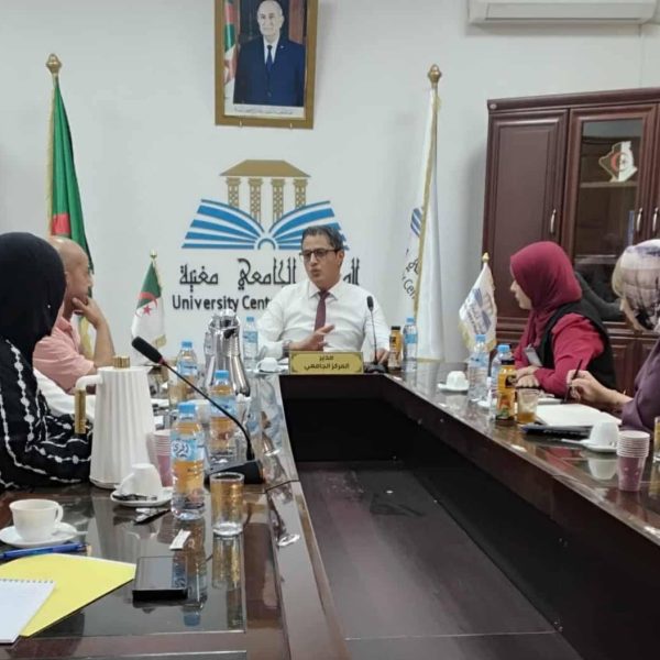 المركز الجامعي مغنية يعقد لقاءً تنسيقيًا مع الفروع النقابية UGTA وSNAPAP4