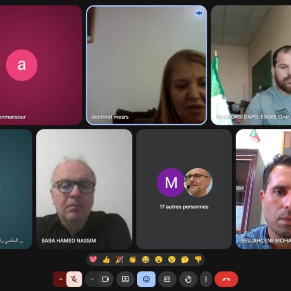 المشاركة في الاجتماع الذي نظمته مديرية التكوين في الطور الثالث3