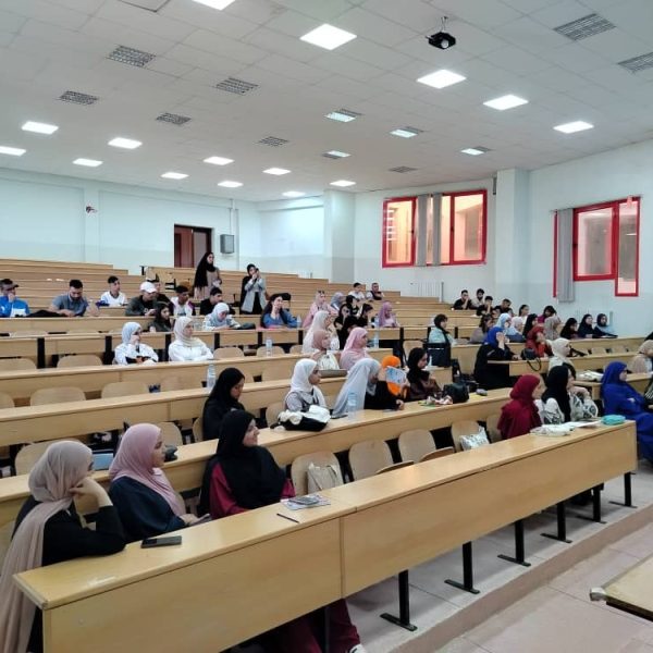 الندوة التعريفية من معهد الحقوق والعلوم السياسية6