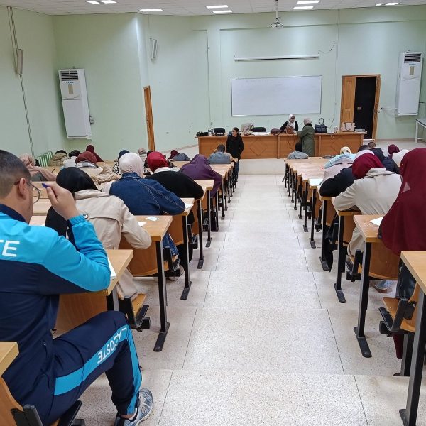 انطلاق امتحانات السداسي الأول3