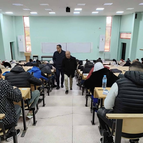 انطلاقة منظمة لامتحانات السداسي الأول11