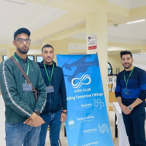 بصمة مبتكرة لنادي Aero_3