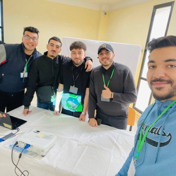 بصمة مبتكرة لنادي Aero_6