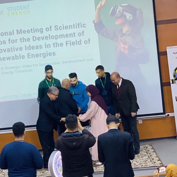 بصمة مبتكرة لنادي Aero_8