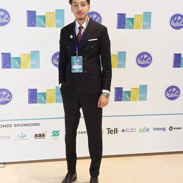 تتويج الطالب بلقاسم فيصل4