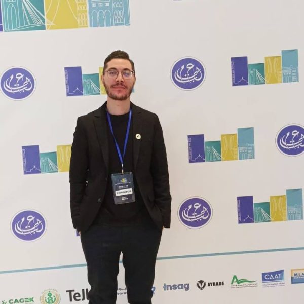 تتويج الطالب بلقاسم فيصل5