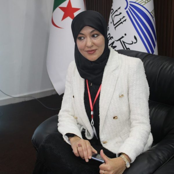 تعزيز التعاون بين الجامعات وحاضنات الأعمال18