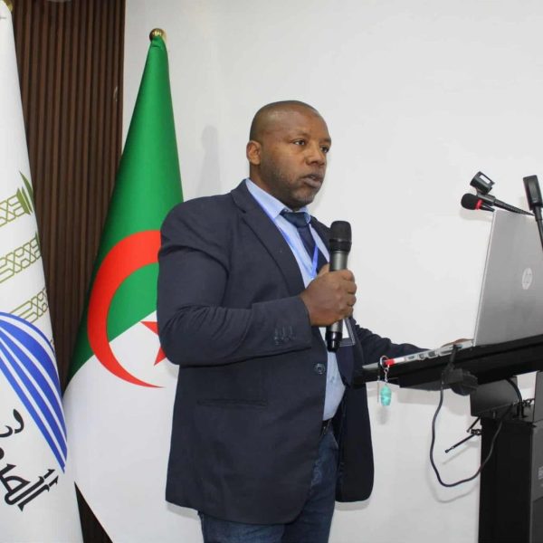 تعزيز التعاون بين الجامعات وحاضنات الأعمال5