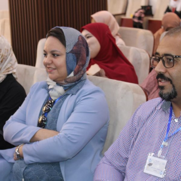 تعزيز التعاون بين الجامعات وحاضنات الأعمال9