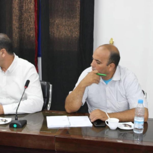 جلسة عمل بالمركز الجامعي مغنية لتعزيز التعاون في دعم المقاولاتية وتنمية المناطق الحدودية3