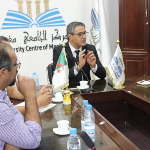 جلسة عمل بالمركز الجامعي مغنية لتعزيز التعاون في دعم المقاولاتية وتنمية المناطق الحدودية5