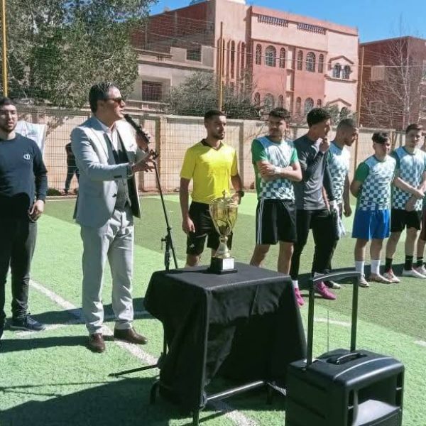 دورة الكروية وعروض الرياضات القتالية4