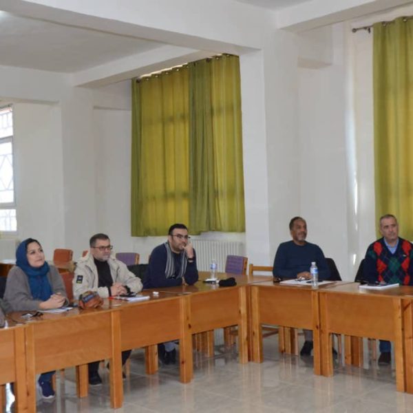 دورة تكوينية في مجال الصفقات العمومية3