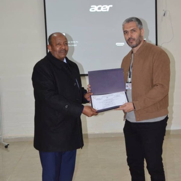 دورة تكوينية في مجال الصفقات العمومية9